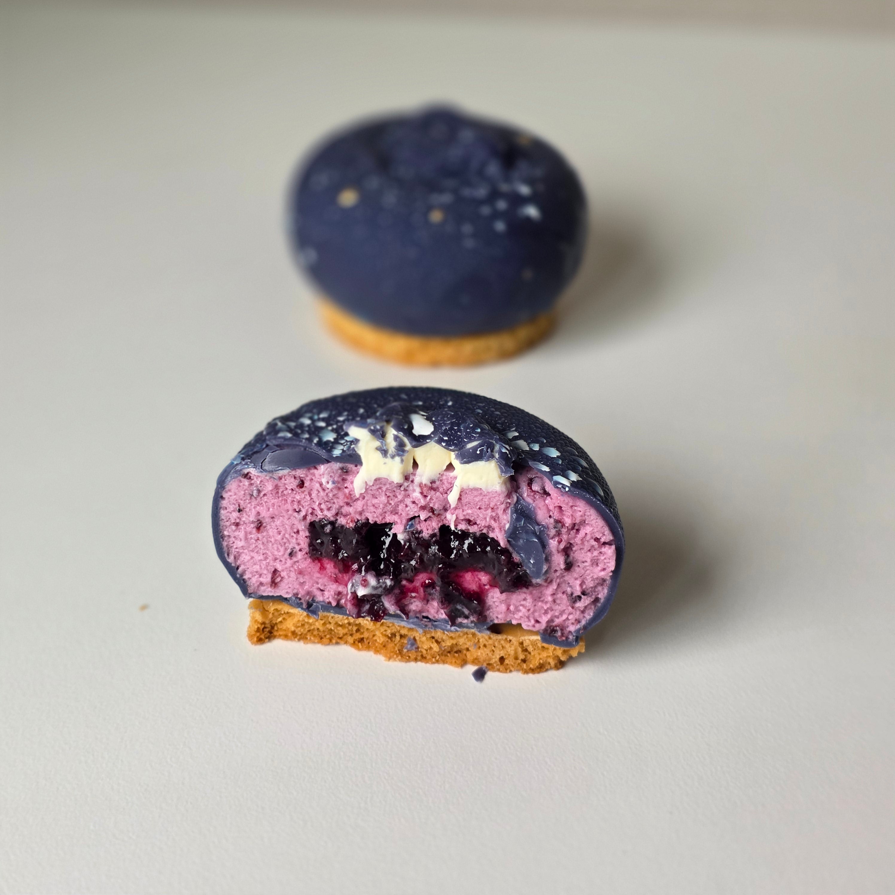 The Blueberry *RECIPE Crunchy Mousse pastry Tiktok Viral dessert