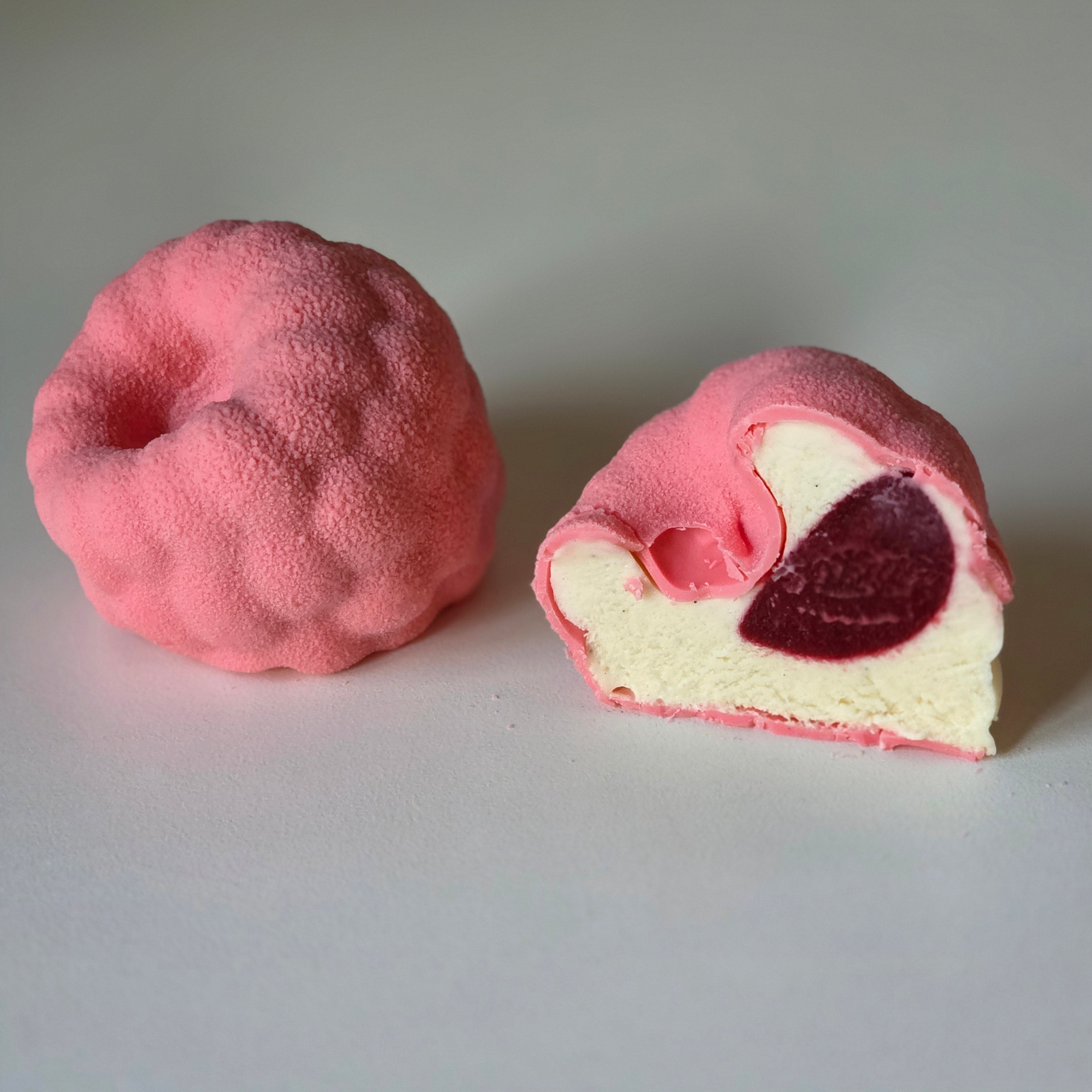 RECIPE The Vanilla-Raspberry Crunchy By Love N Macarons